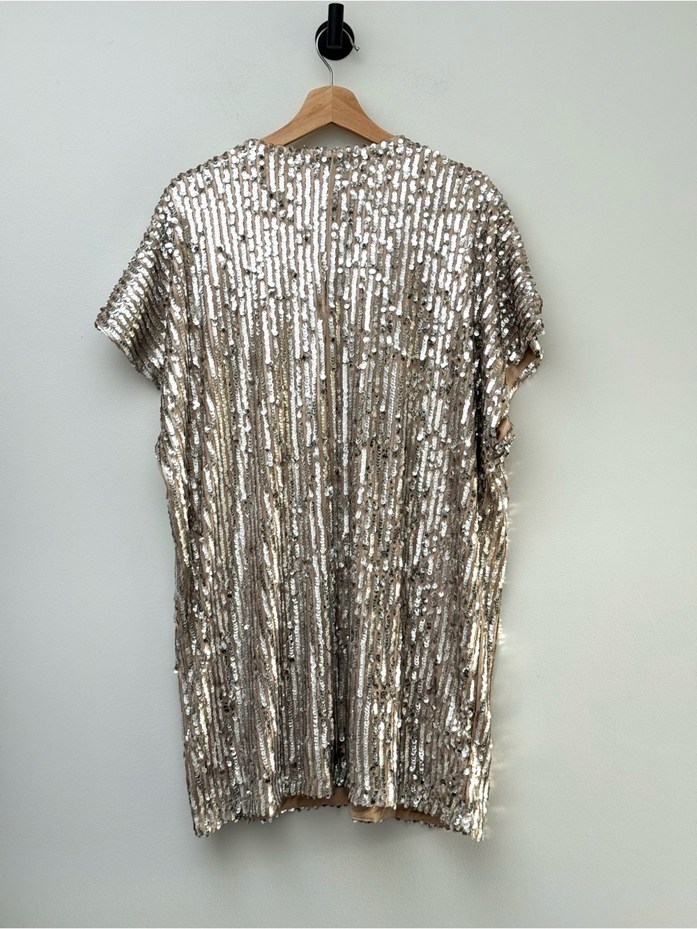 By Together Champagne Sequin V-Neck Short Sleeve Shift Mini Tunic Dress - Picture 6 of 11